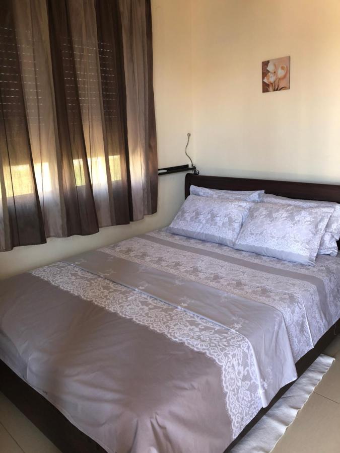ניאה מודאניה Am Beach House מראה חיצוני תמונה