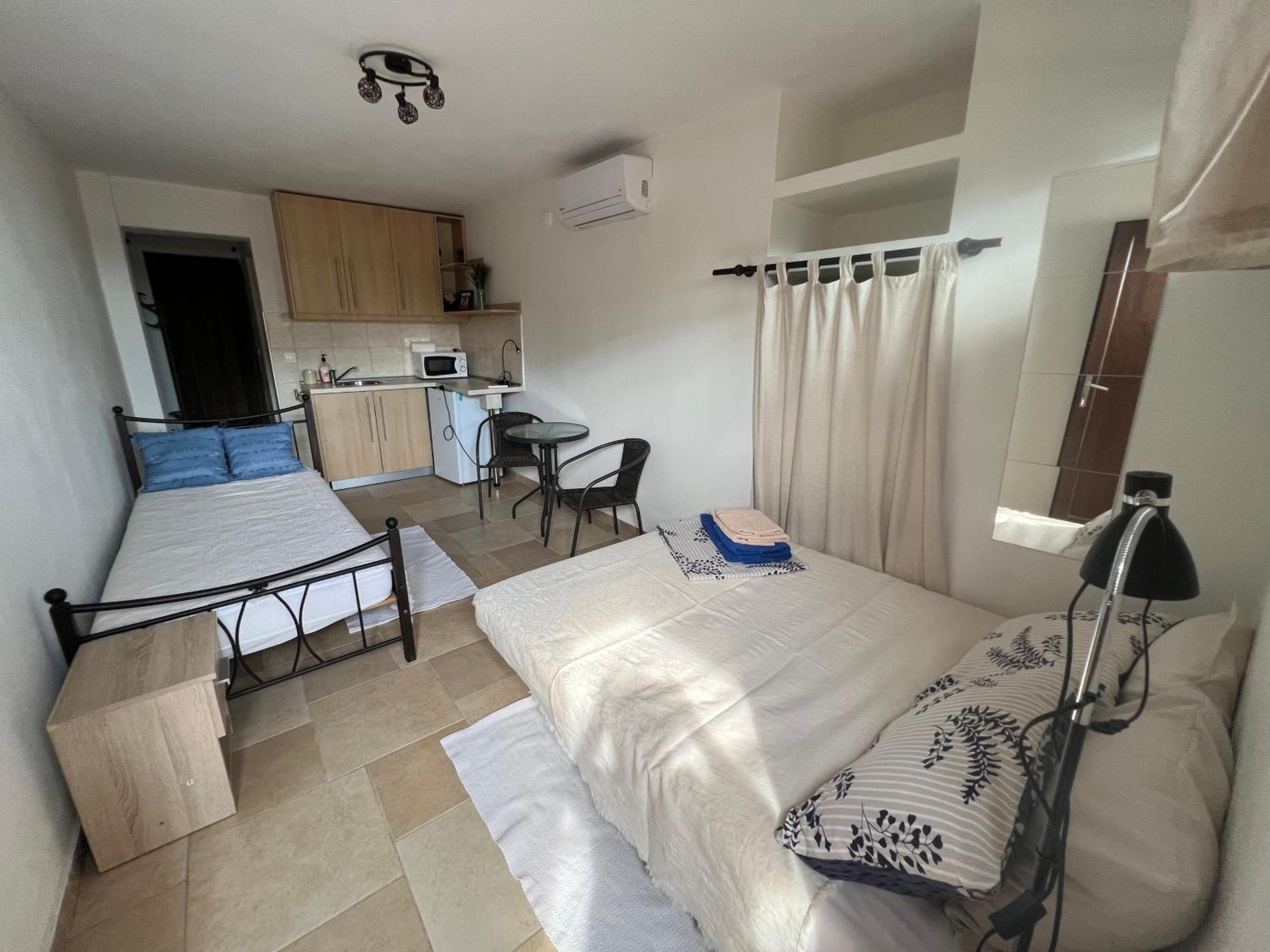 ניאה מודאניה Am Beach House מראה חיצוני תמונה