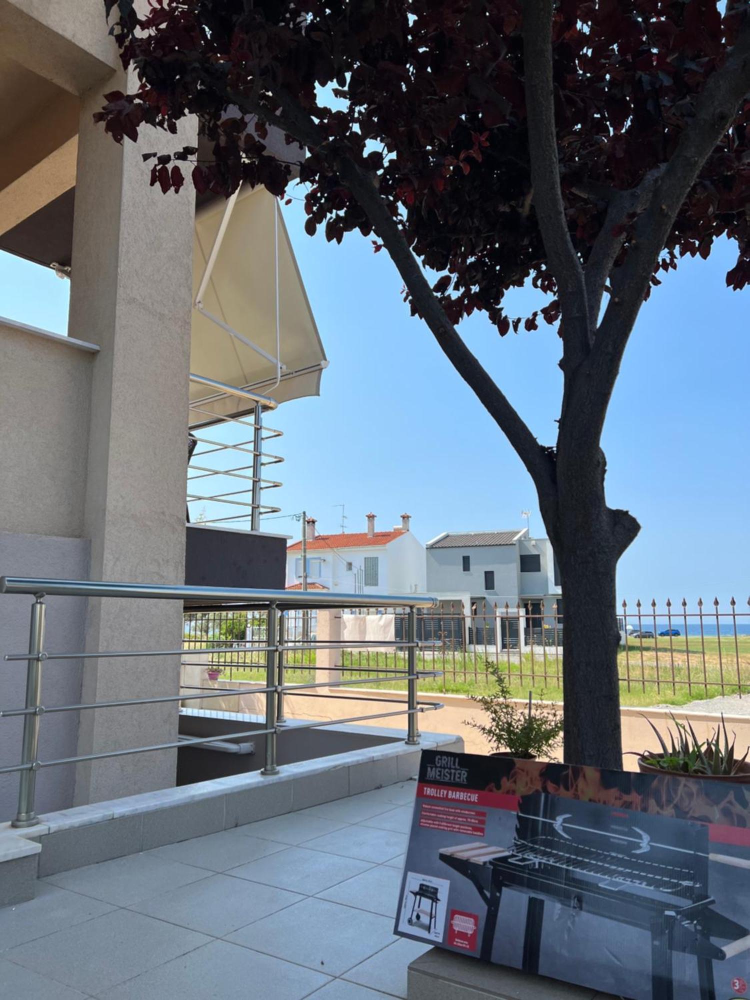 ניאה מודאניה Am Beach House מראה חיצוני תמונה