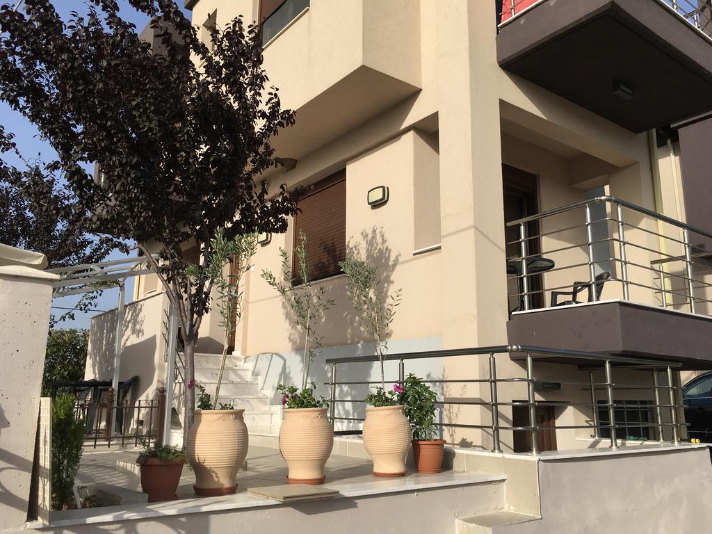 ניאה מודאניה Am Beach House מראה חיצוני תמונה